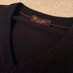 loro Piana Scollo Vneck Cashmere Silk Sweater